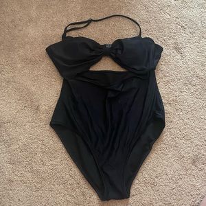 Cupshe Cutout One-piece